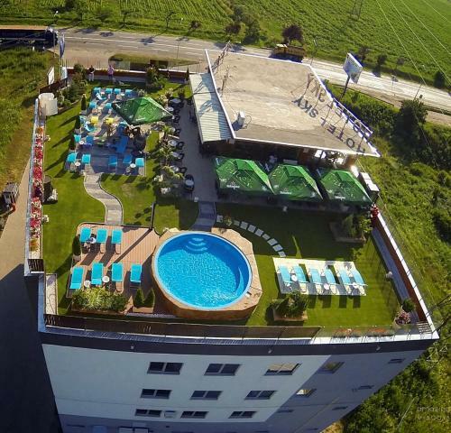 Sky Hotel