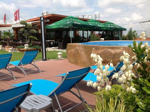 Sky Hotel