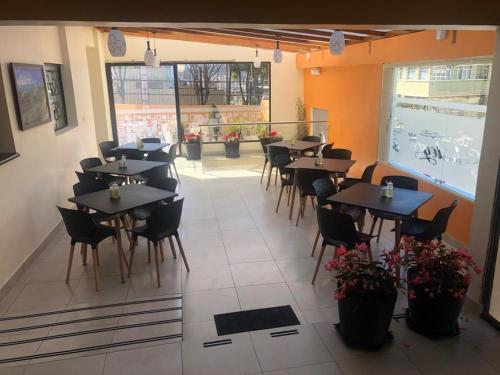Albergue Hostal Tutamanda 2