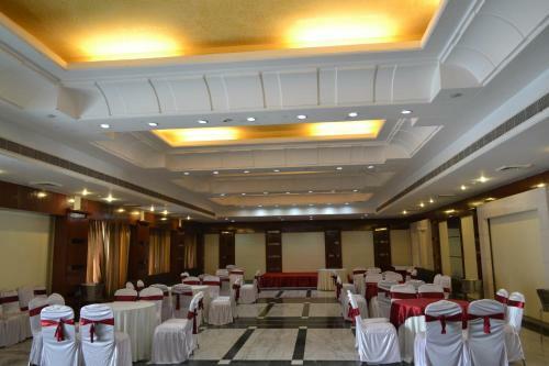 Hotel Sobti Continental