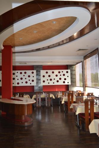 Hotel Sobti Continental