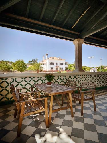 Hostal Train Spot Guesthouse