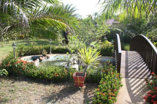 Hotel Ao Thai Resort