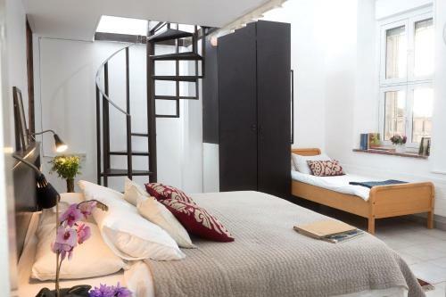 Allenby2 B&B
