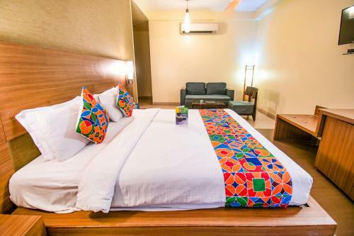 Hotel Sadanand Regency