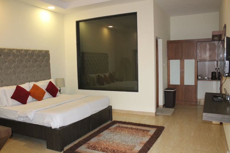 Hotel Mohan Continental