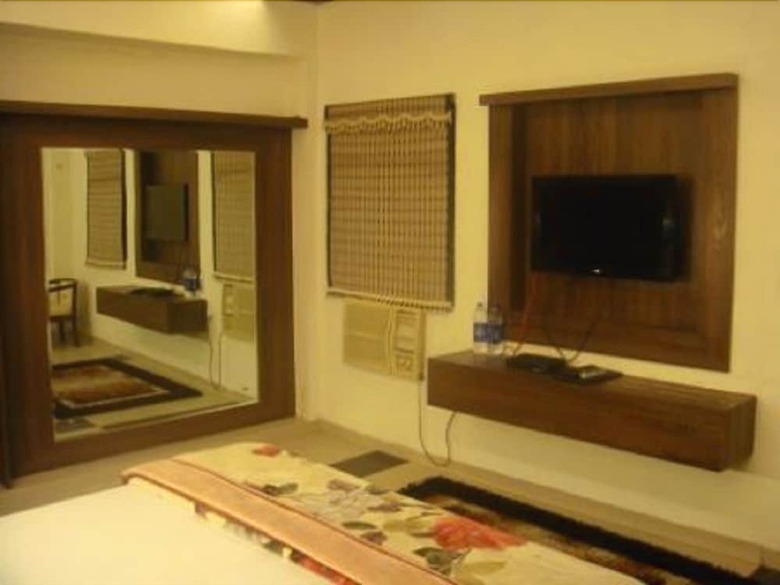 Hotel Mohan Continental