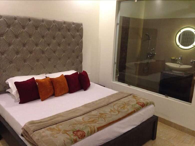 Hotel Mohan Continental