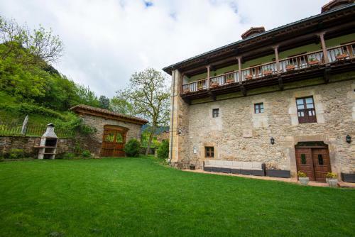 Agroturismo Casa Rural La Torre De Perrozo