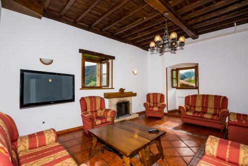 Agroturismo Casa Rural La Torre De Perrozo