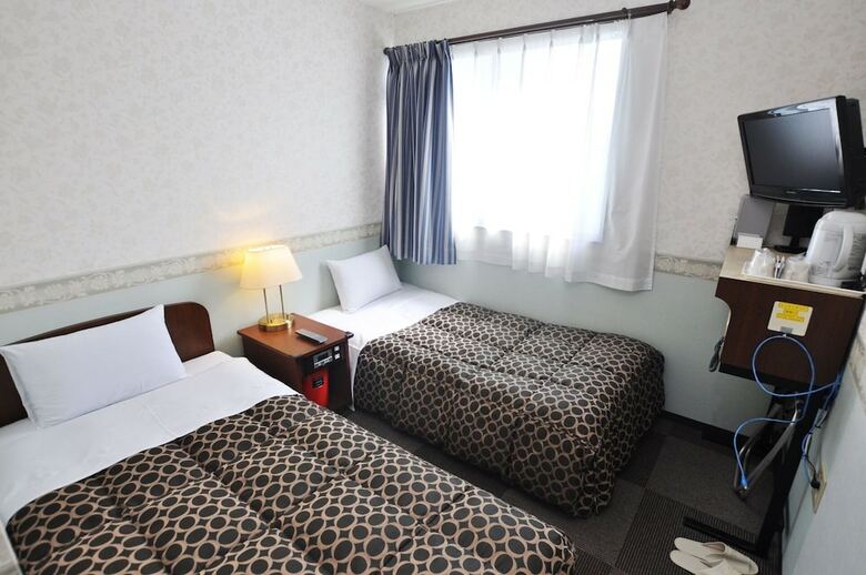 Futsukaichi Green Hotel
