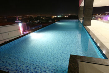 Fortuneland Hotel