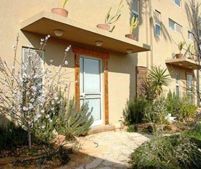 Lodge Desert Home