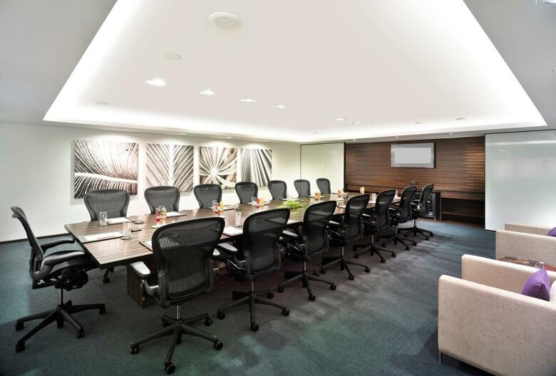 The Gateway Hotel It Expressway