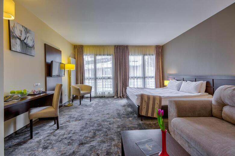 Golden Time Hotel