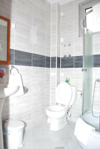 M Garni Hotel