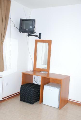 M Garni Hotel