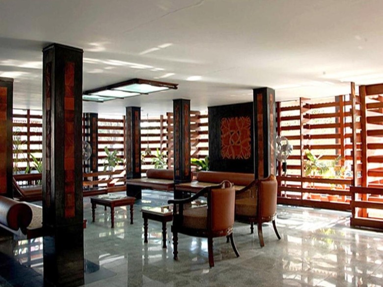 Hotel Bharat