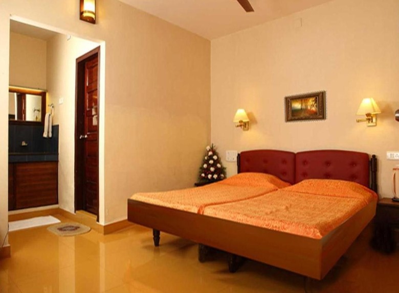 Hotel Bharat