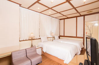 Day Chen Hotel