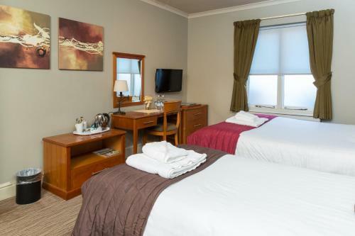 The Dog & Bear Hotel