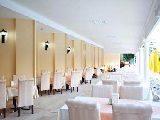 Monte Carlo Hotel