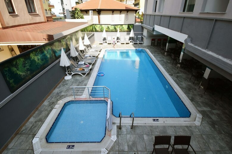 Aslan City Hotel
