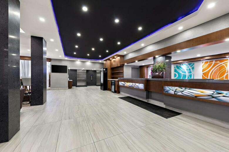Best Western Plus Toronto North York Hotel & Suites