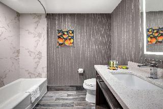 Hotel Double Tree By Hilton Toronto Aiport