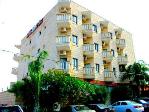 Hostal Aviv Holiday Flat