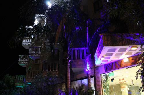 Hostal Aviv Holiday Flat
