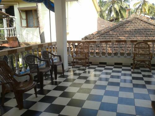 Hostal Romaldo Guest House