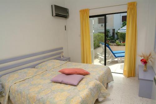 Sunbay Apartments