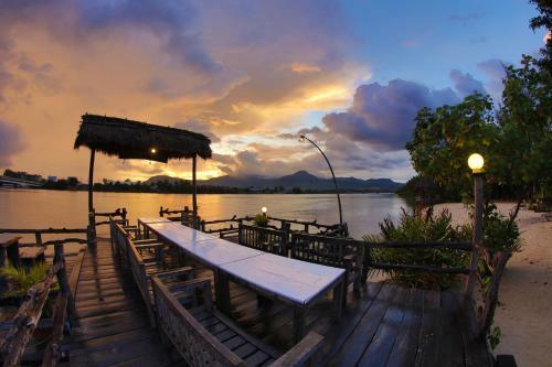 Natural Bungalows