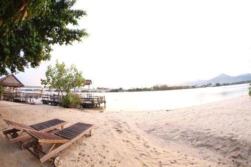 Natural Bungalows