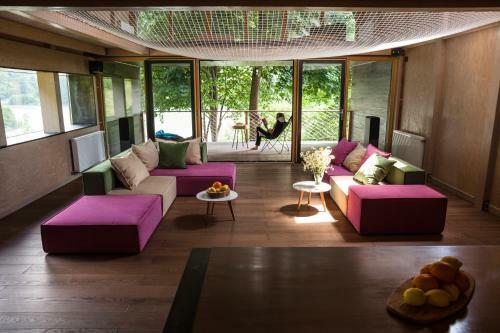 Hostal Pension Atra Doftana