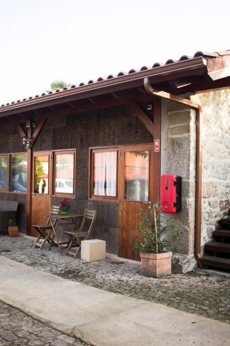 Hostal Laranjalim�o