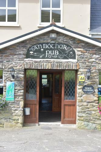 Hostal An Bothar Pub