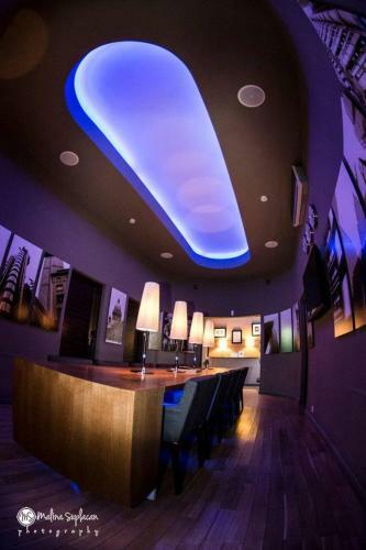 Qiu Hotel Rooms