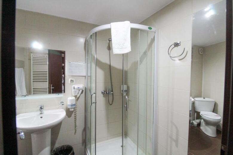 Hotel Razvan