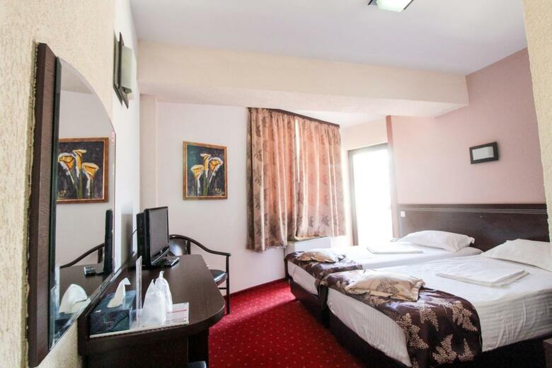 Hotel Razvan