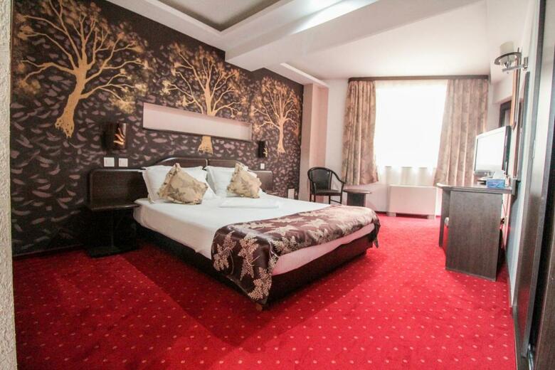 Hotel Razvan