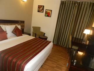 Tavisha Hotel