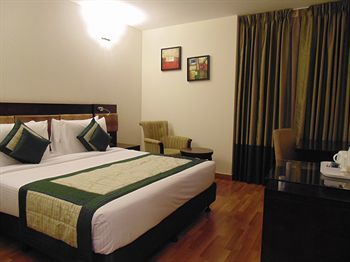 Tavisha Hotel