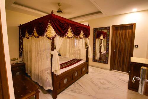 Hotel The Heritage Palace