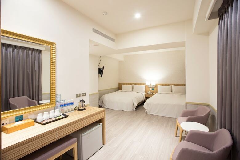 Rainbow Hotel