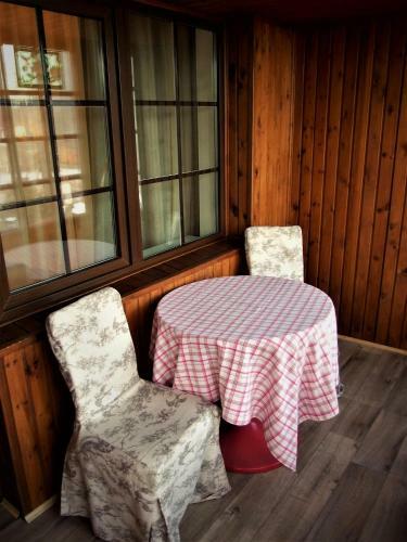 Hostal Urusel Guesthouse