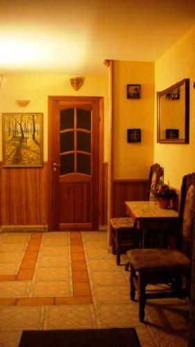 Hostal Urusel Guesthouse
