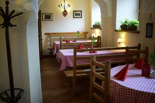 Hostal Go?ciniec Nowa Wioska