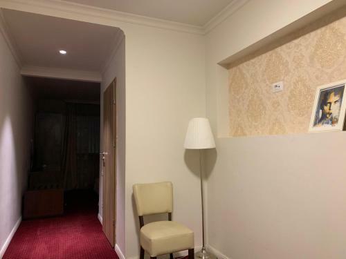 Eden Hotel